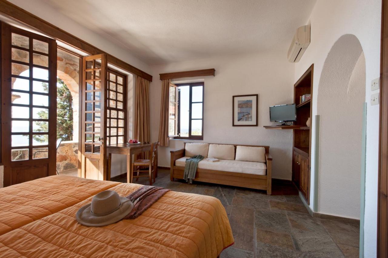 Kalamitsi Hotel 卡德哈米利 外观 照片
